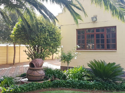 Modern Farm Lichtenburg North West Province South Africa House, Building, Architecture, Palm Tree, Plant, Nature, Wood