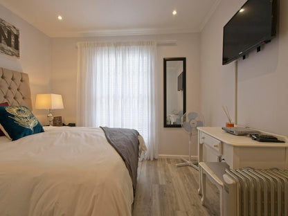 Modern Seaview Apartment Summerstrand Port Elizabeth Eastern Cape South Africa Bedroom