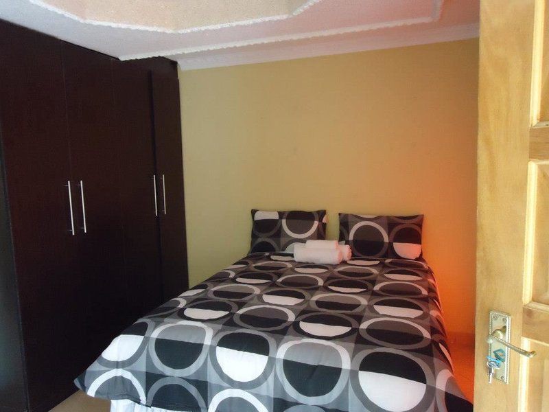 Modjiemedi Guest House Namakgale B Phalaborwa Limpopo Province South Africa Bedroom
