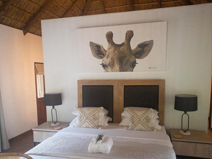 Mologa River Lodge, Luxury Chalet 5, Bedroom