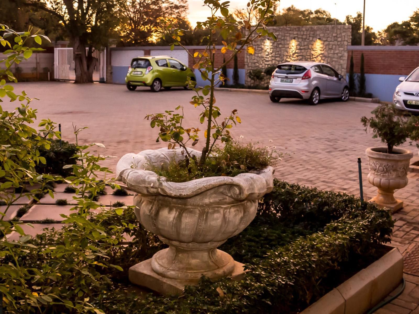 Mon Ae Guest House Klerksdorp North West Province South Africa Car, Vehicle, Plant, Nature, Garden