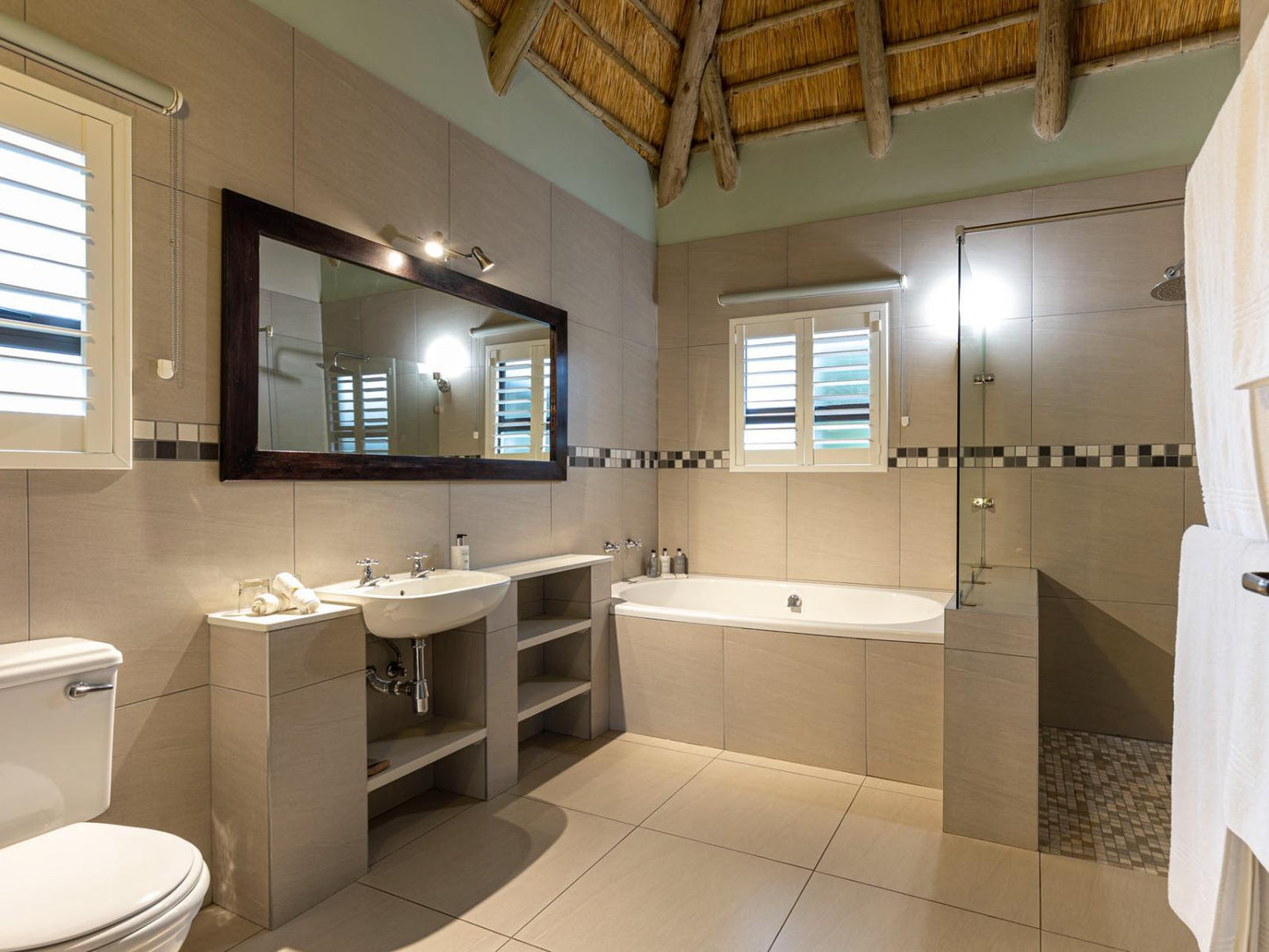 Mountain Suites @ Montusi Mountain Lodge