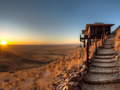 Moon Mountain Lodge