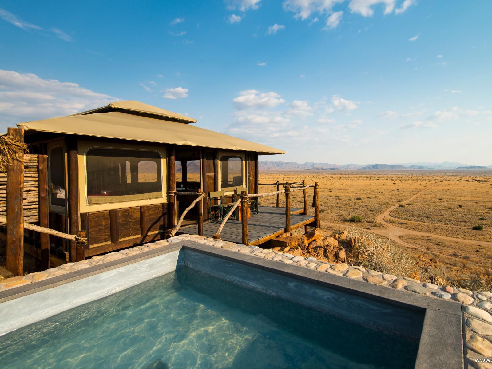 Moon Mountain Lodge, Suites