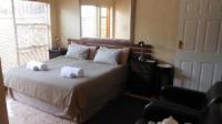 Room 4 - King size bedroom en-suite bath @ Morning, Noon & Night Guest House