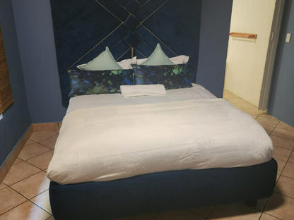 Mount Sinai Resort, Double/Twin Room, Bedroom