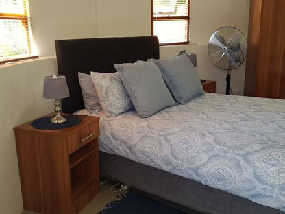 Mountain Breeze Log Cabins Tsitsikamma Eastern Cape South Africa Bedroom