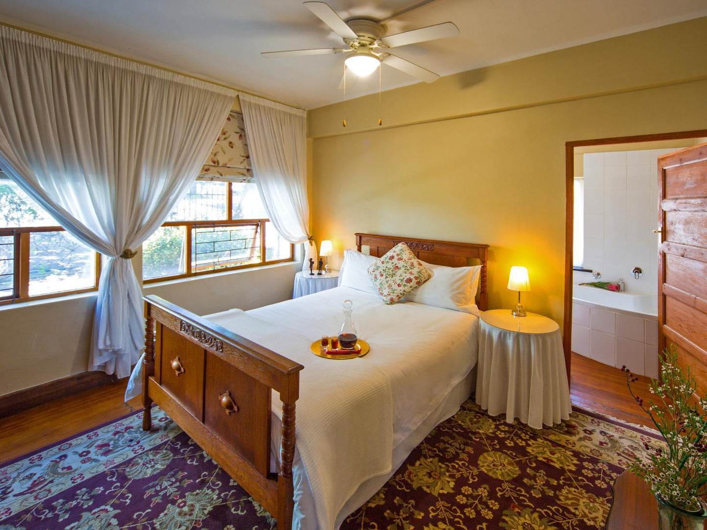 Superior Double Bed Room 12 @ Mountain Manor Guest House