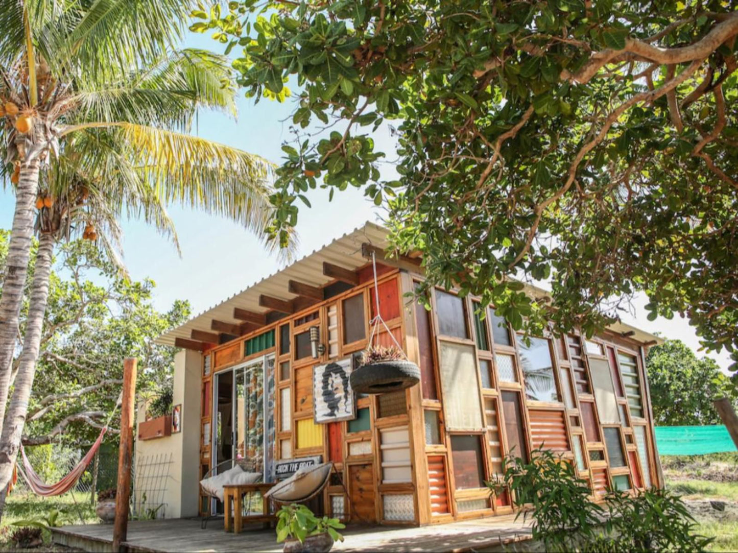 Mozambeat Motel, Building, Architecture, House, Island, Nature, Palm Tree, Plant, Wood