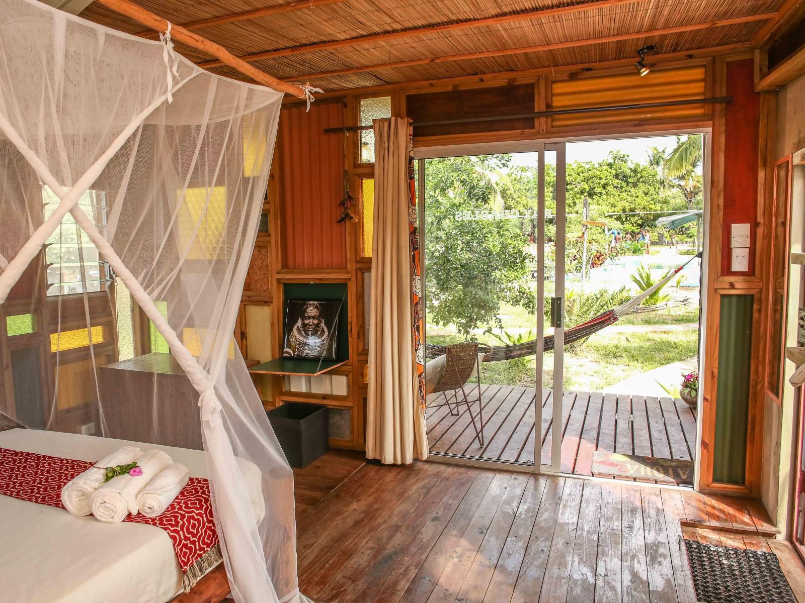 Mozambeat Motel, Private cabin "Mick Jagger", Bedroom