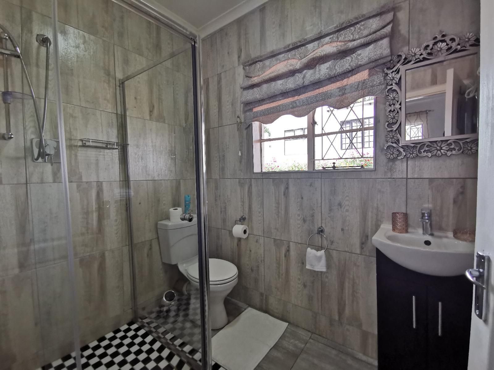 Muco Guesthouse, Amaryllis Studio, Bathroom