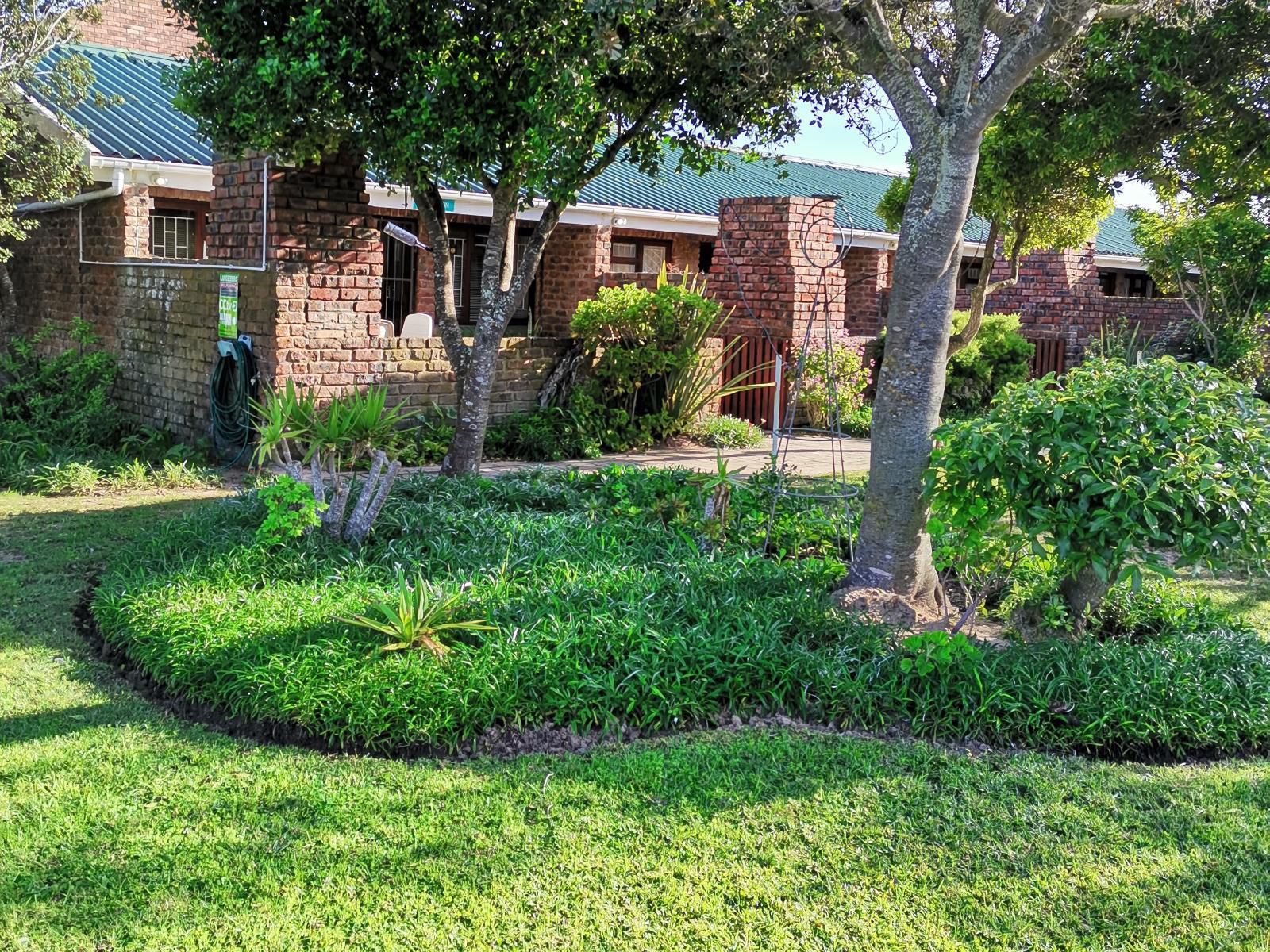 Muir Holiday Apartments Stilbaai Western Cape South Africa House, Building, Architecture, Palm Tree, Plant, Nature, Wood, Garden