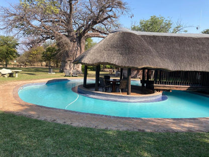 Munati Lodge, Swimming Pool