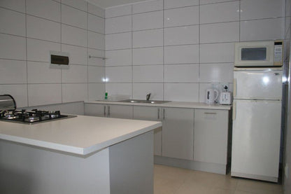 Myoli Holiday Apartments Myoli Beach Sedgefield Western Cape South Africa Colorless, Kitchen