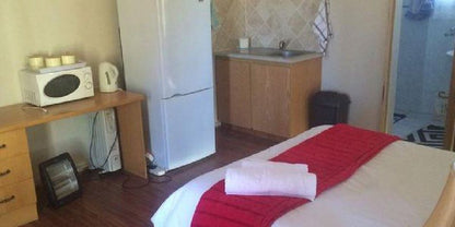 My Rose Cottage Bloemfontein Fichardt Park Bloemfontein Free State South Africa Bedroom