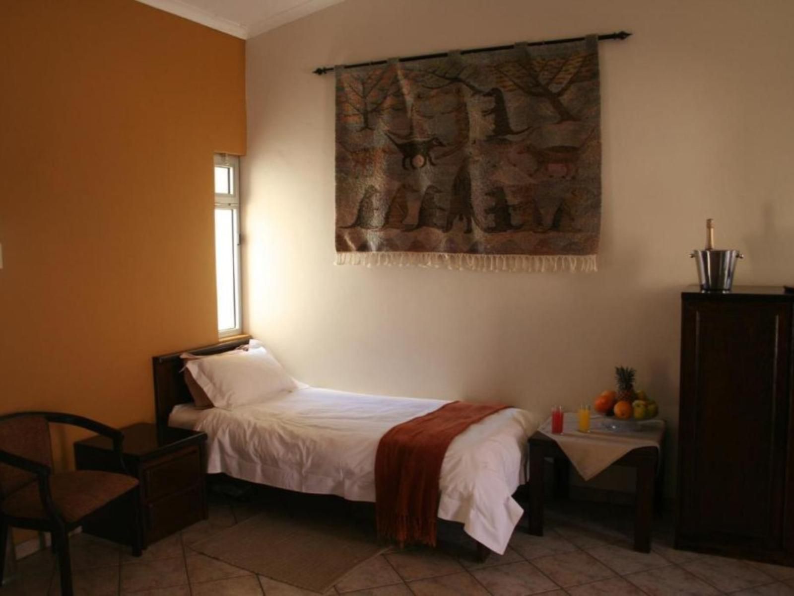 Namib Naukluft Lodge, Double / Twin Room, Sepia Tones