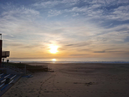 Jeffreys Bay Main Beach