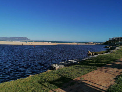 Kleinmond Beach