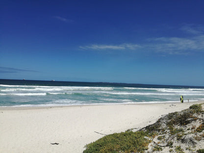 Bloubergstrand Beach