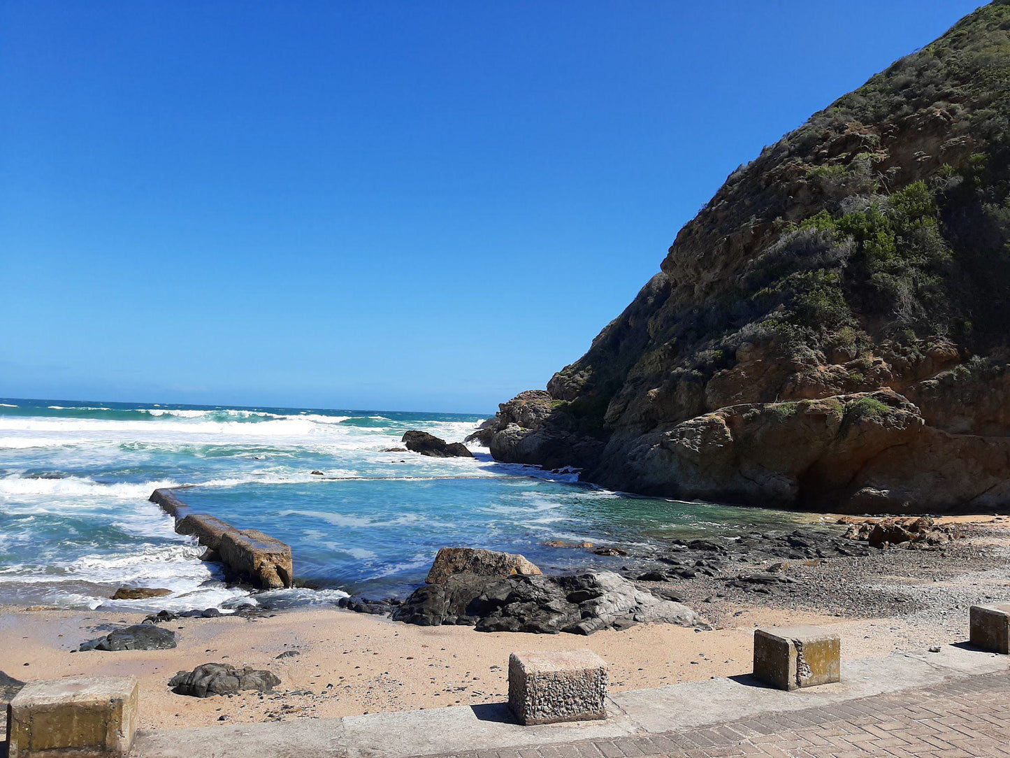 Herolds Bay Beach