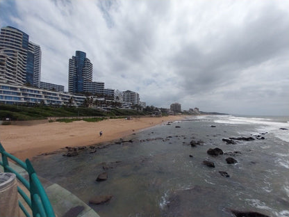 uMhlanga Rocks Beach