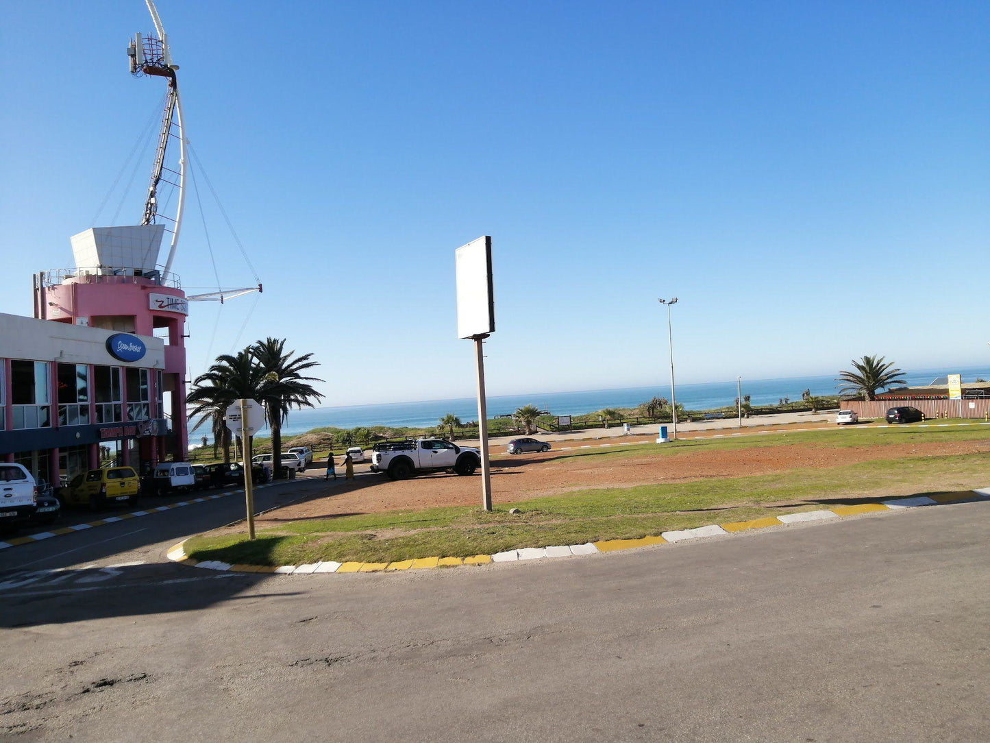 Jeffreys Bay Main Beach