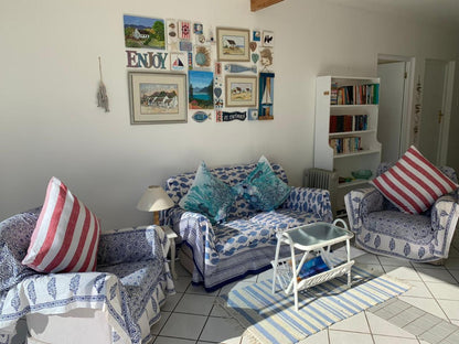 Fish Hoek Suite with Sea View & Balcony @ Paradise On The Bay