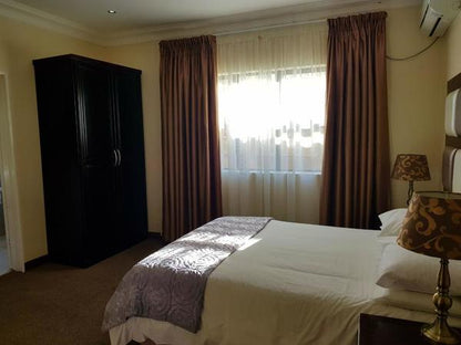 Standard Double Room @ Ndaba Guest Lodge