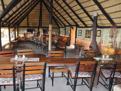 Ndhovu Safari Lodge, Restaurant, Bar