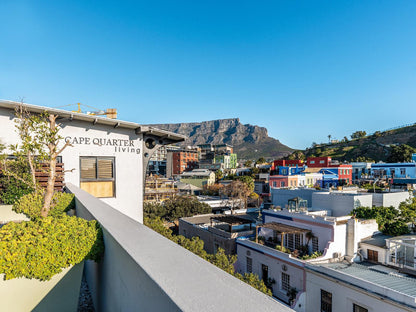 Neighbourgood Cape Quarter Living, Balcony, Architecture, House, Building, Sign, Text, City, Framing