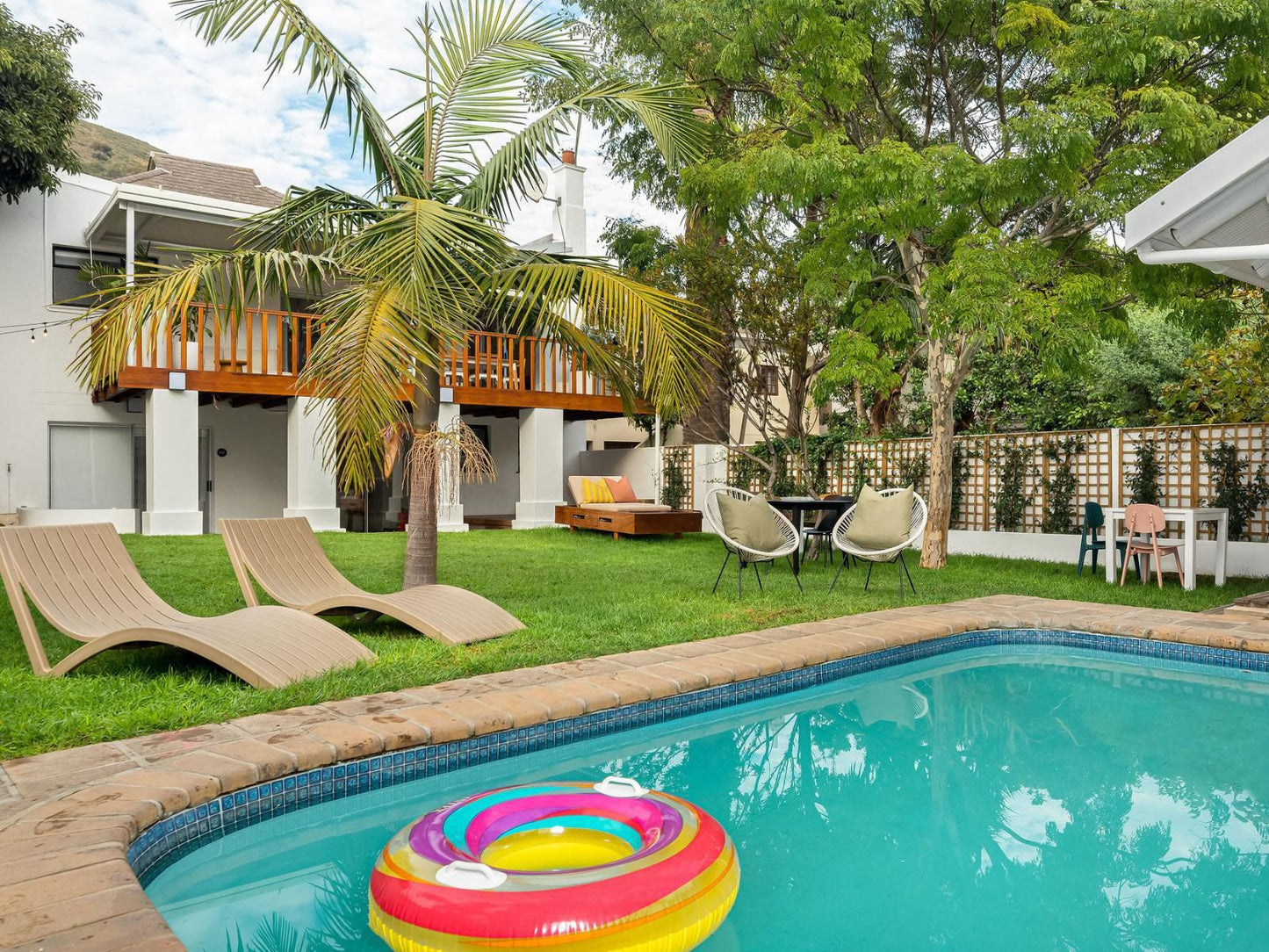 Neighbourgood Hill, House, Building, Architecture, Palm Tree, Plant, Nature, Wood, Swimming Pool