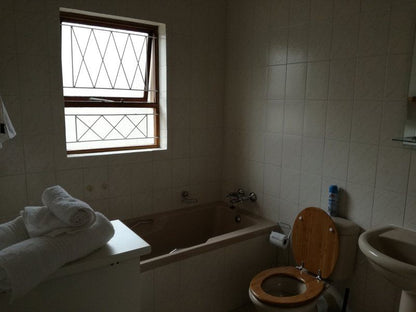 Newton Sands Guest House And Salon Newton Park Port Elizabeth Eastern Cape South Africa Bathroom