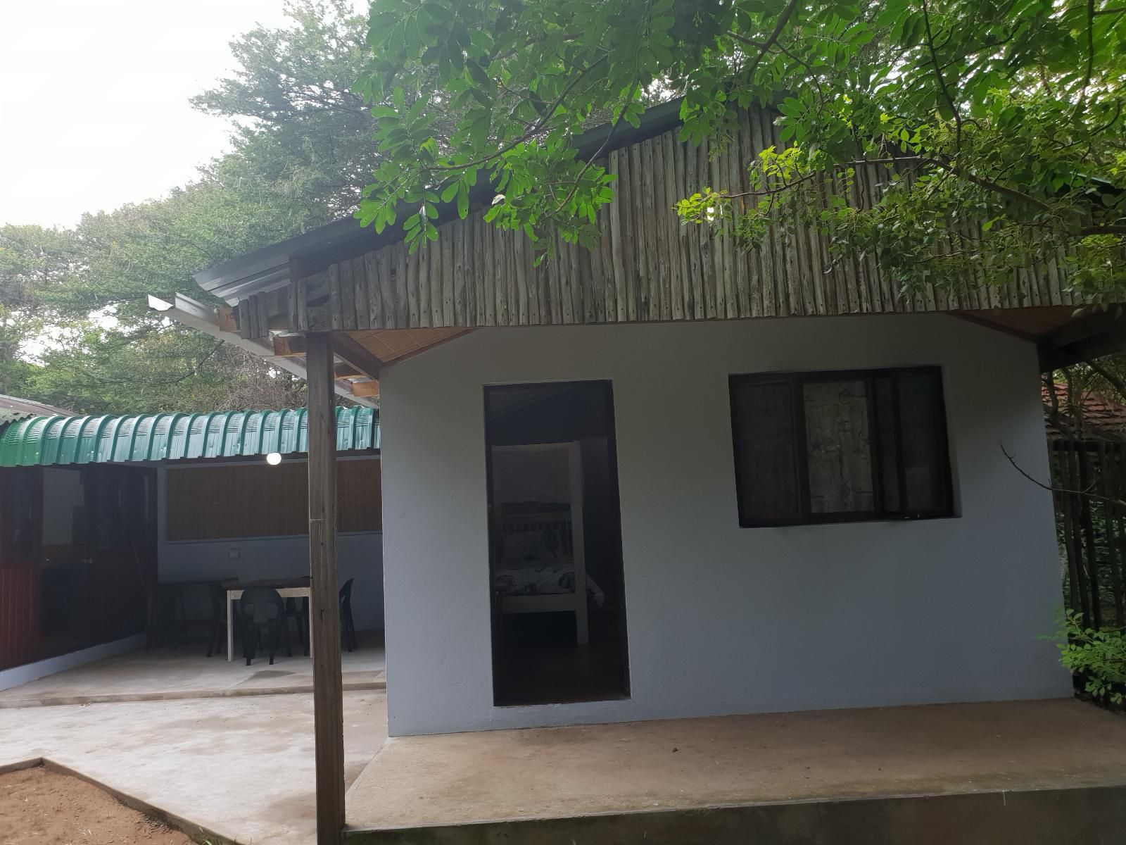 Nhonguane Lodge, Shipping Container