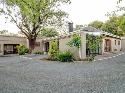 Nightingale Guest House Park West Bloemfontein Free State South Africa House, Building, Architecture, Palm Tree, Plant, Nature, Wood, Garden