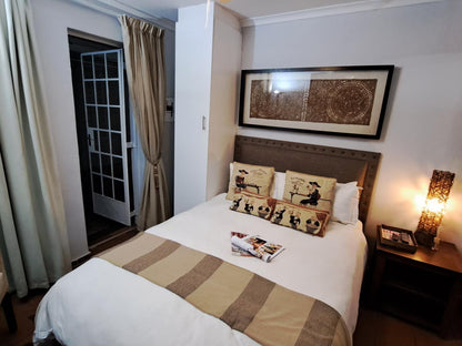 No. Forty 2 On President, Comfort Double Room with Lounge, Bedroom