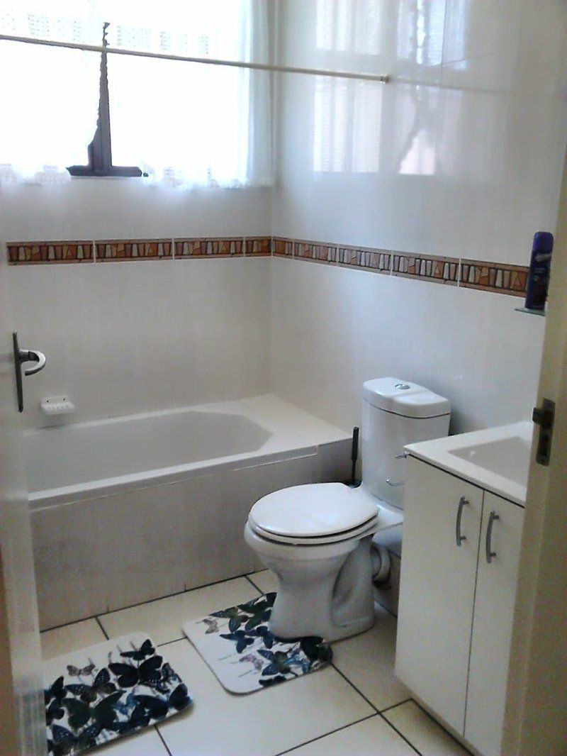 No 1 Avignon St Michaels On Sea Margate Kwazulu Natal South Africa Unsaturated, Bathroom