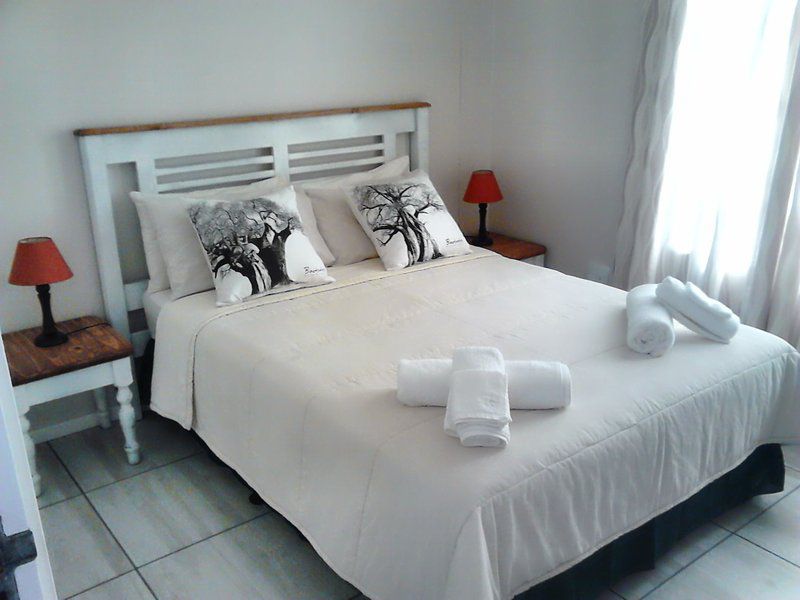 No 2 Avignon St Michaels On Sea Margate Kwazulu Natal South Africa Unsaturated, Bedroom