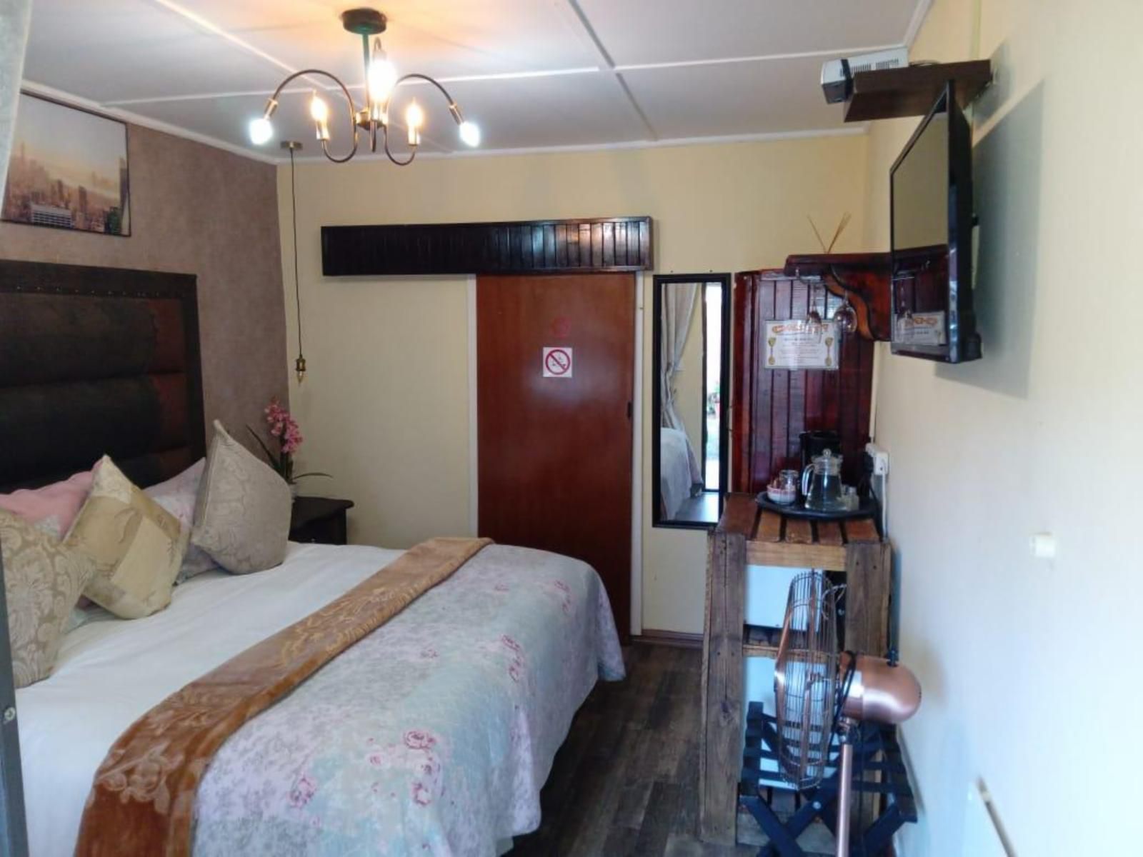 Nola S Bed And Breakfast Queenstown Eastern Cape South Africa Bedroom