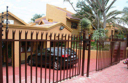 House, Building, Architecture, Car, Vehicle, Nomndeni View Lodge, The Rest 454-Jt, Nelspruit