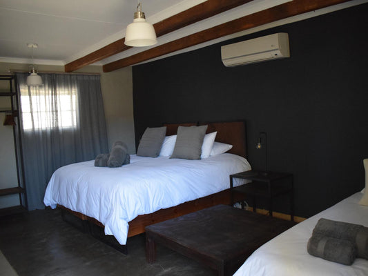 Room 1 @ Nooitgedacht Town Lodge