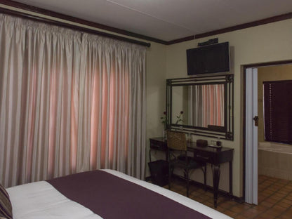 Double Room or Twin Room @ Northhill Guesthouse