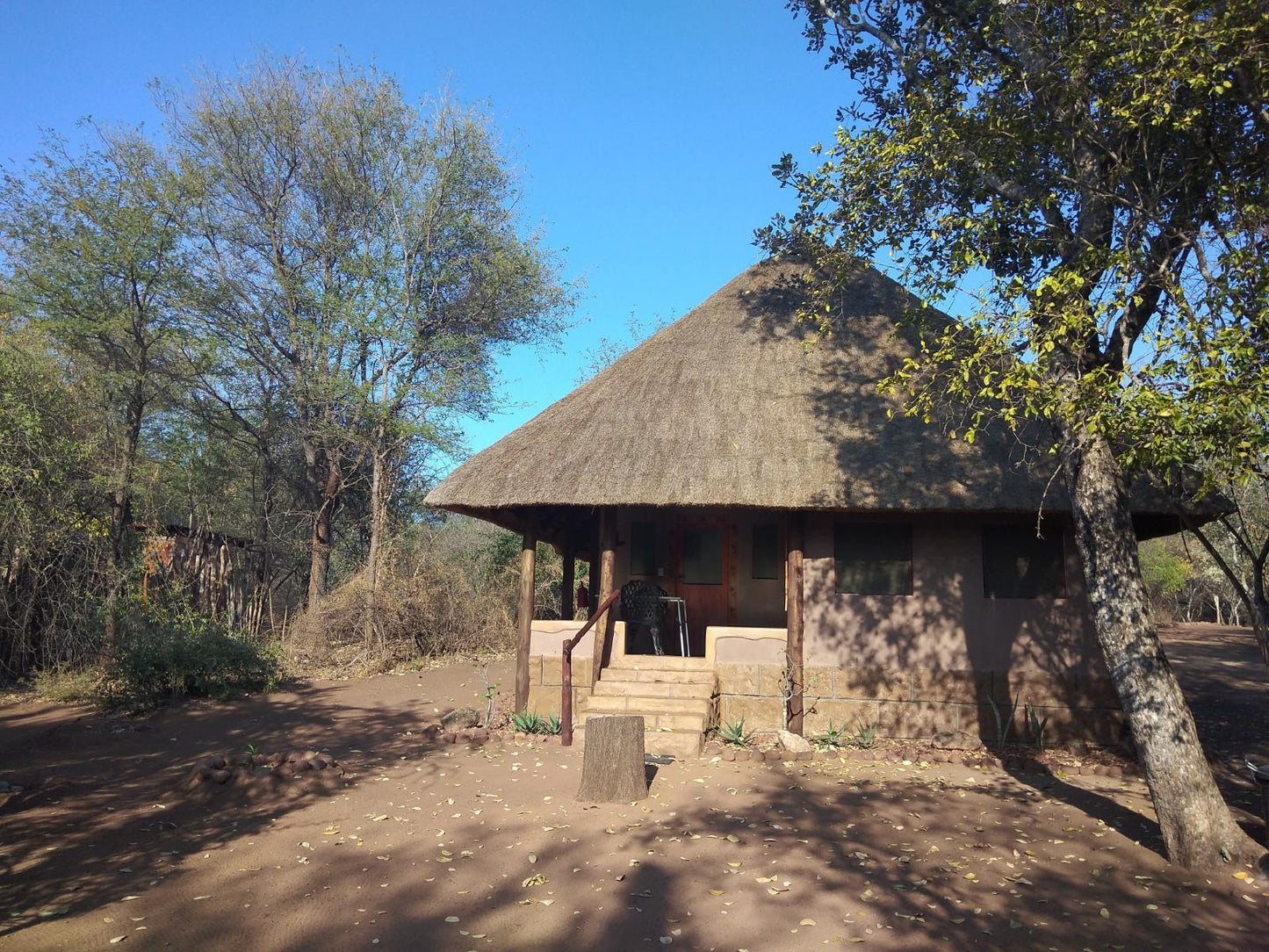 Muvhuyu Cottage 2 Sleeper @ Nthakeni Bush & River Camp