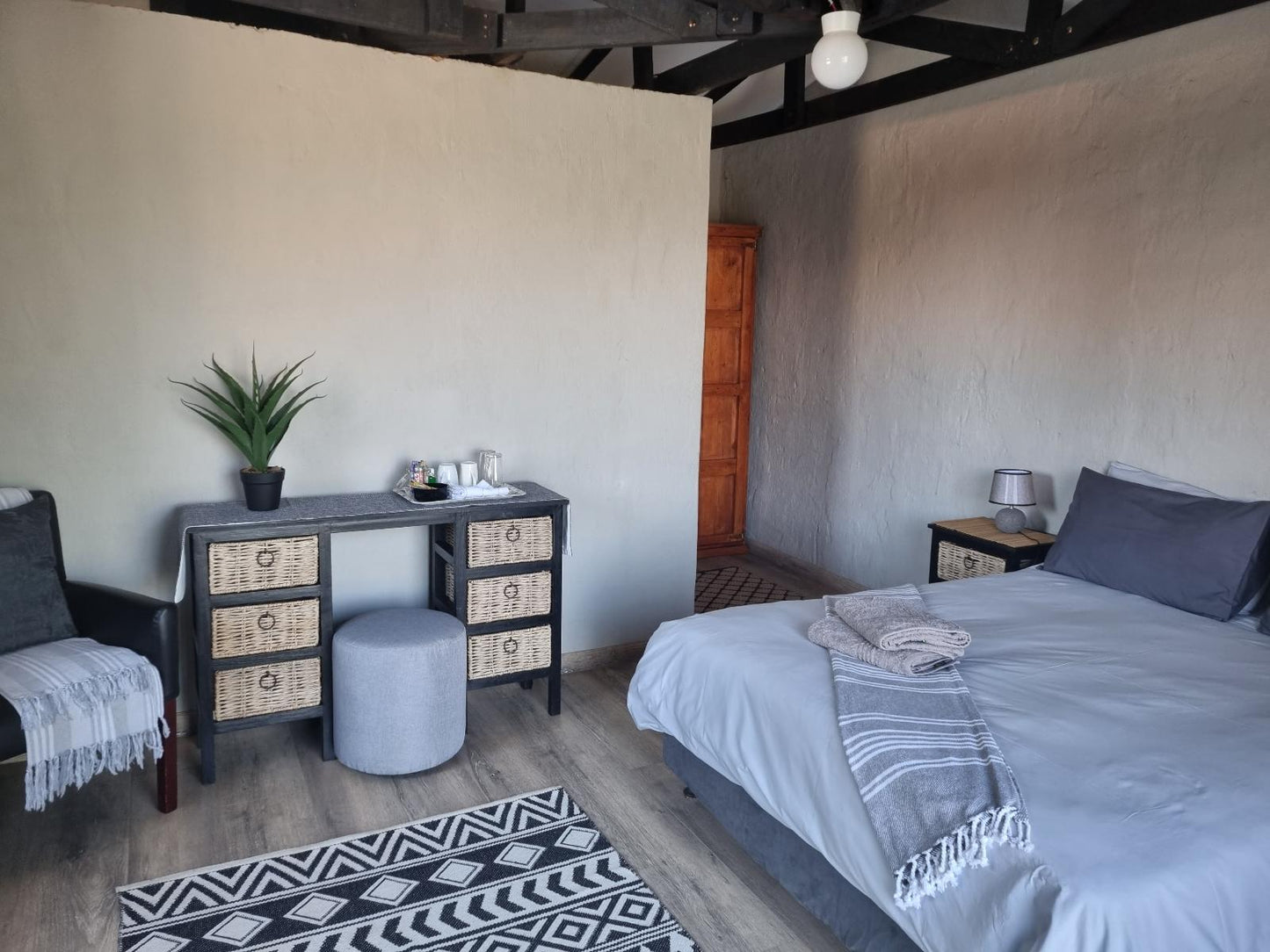 Standard Double Rooms @ Nyani Lodge Dinokeng