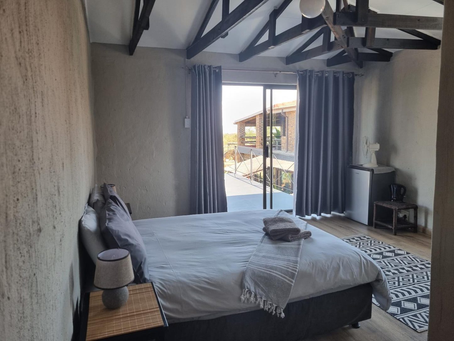 Standard Double Rooms @ Nyani Lodge Dinokeng