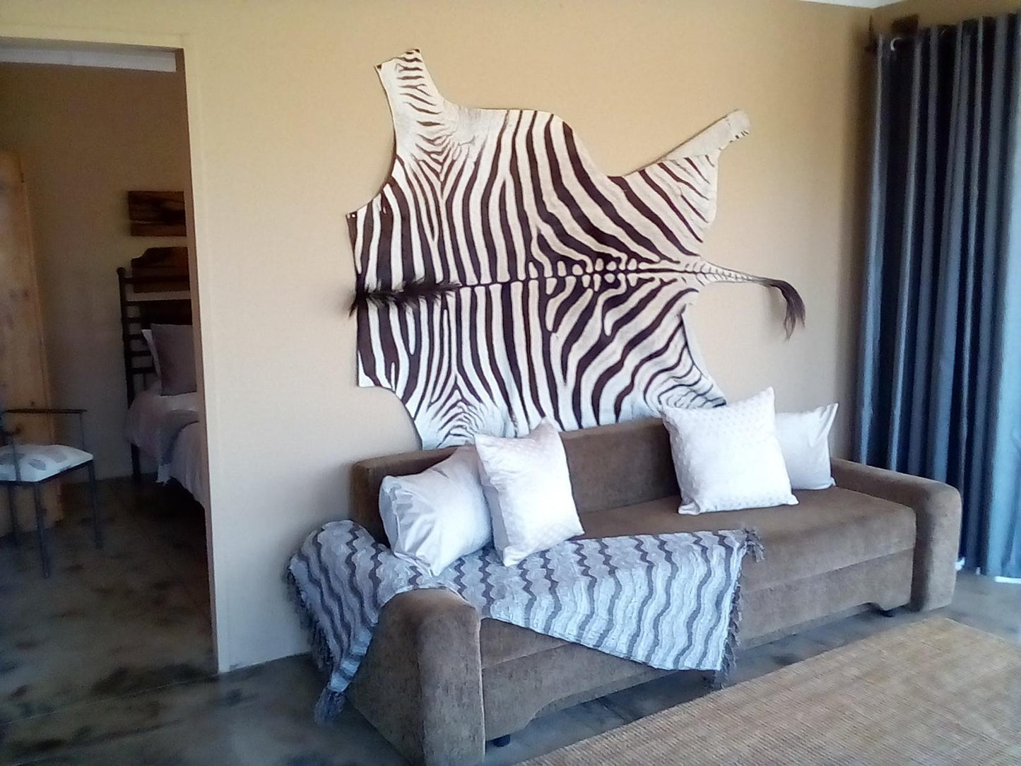 Standard Self-catering Twin Chalet @ Nyani Lodge Dinokeng