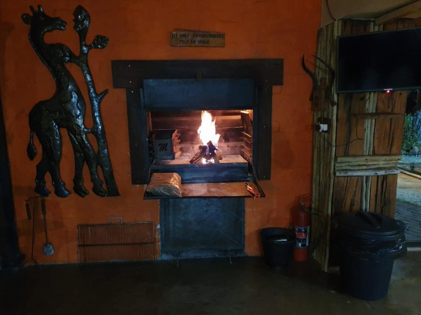 Nyani Lodge, Fire, Nature, Fireplace