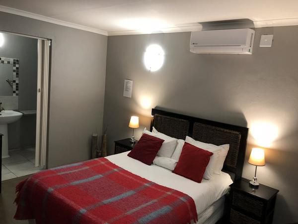 Nyibiba Guesthouse De Aar Northern Cape South Africa Bedroom