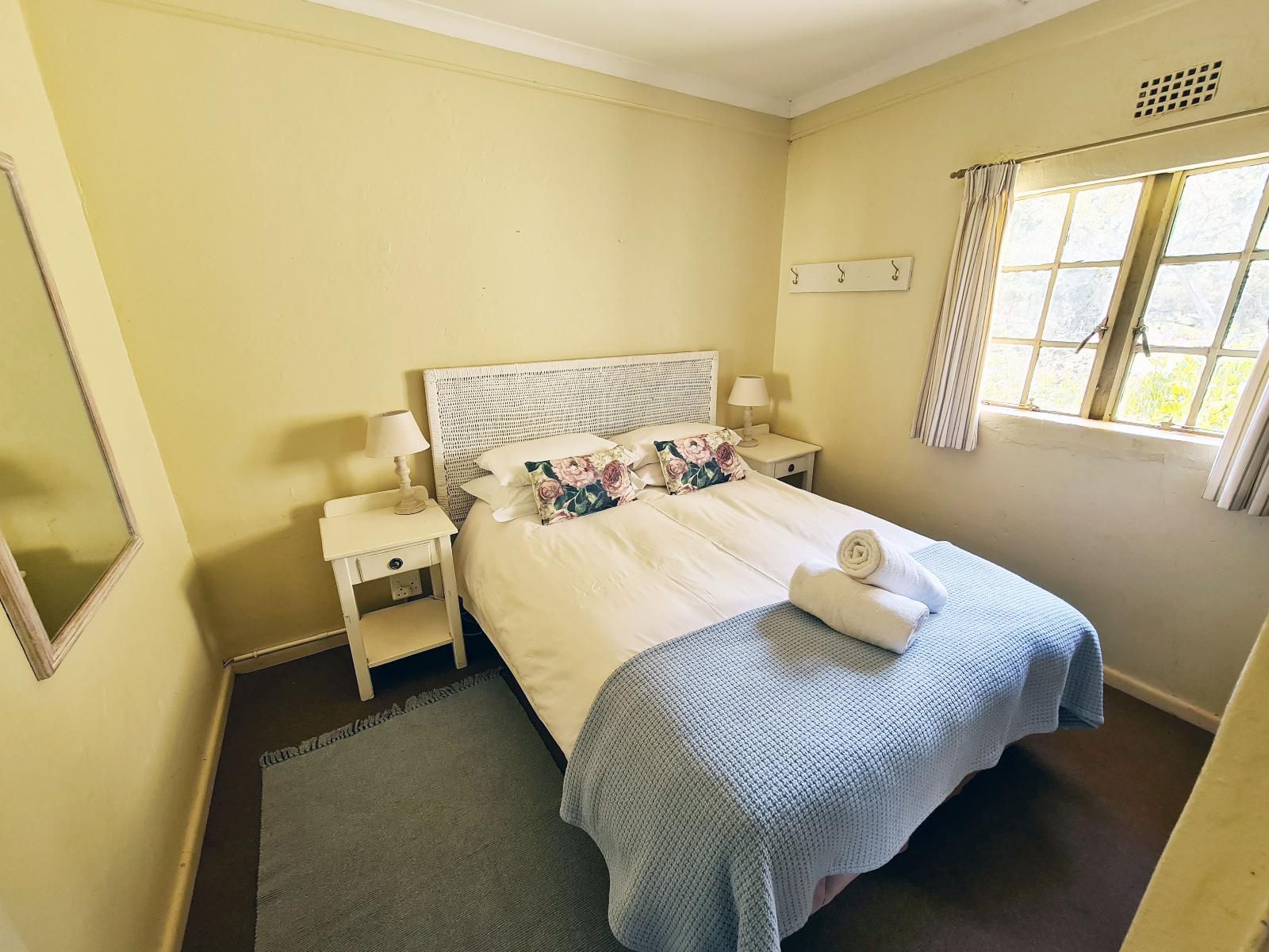 Oak Lane Cottages, Bon Rouge, Bedroom