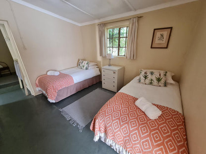 Oak Lane Cottages, Songold, Bedroom