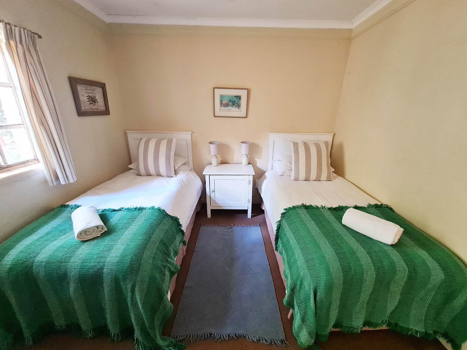 Oak Lane Cottages, Songold, Bedroom